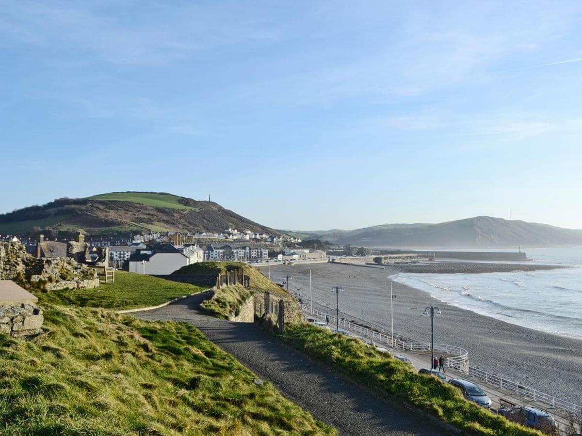 Llys Yr Wylan Apartment Aberystwyth Exterior photo